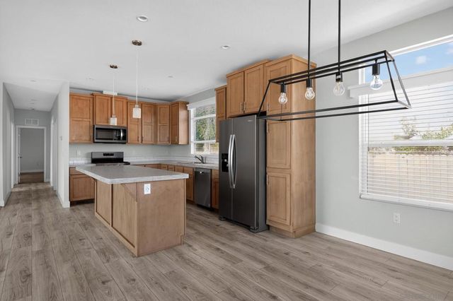 33112 Haddock St, Winchester, CA 92596