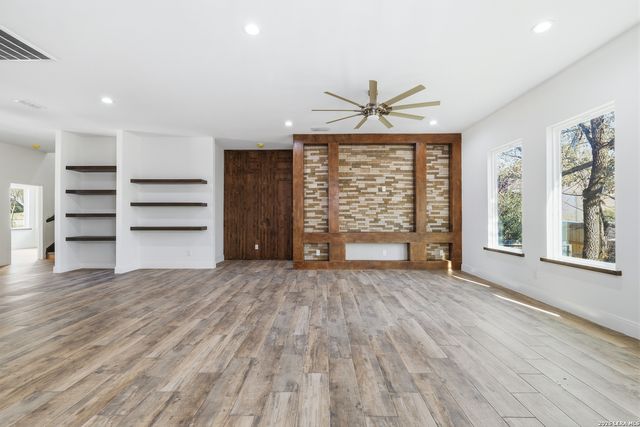 19402 Easy Oak, San Antonio, TX 78258