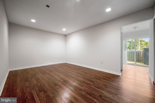 1524 KAREN BLVD, District Heights, MD 20747