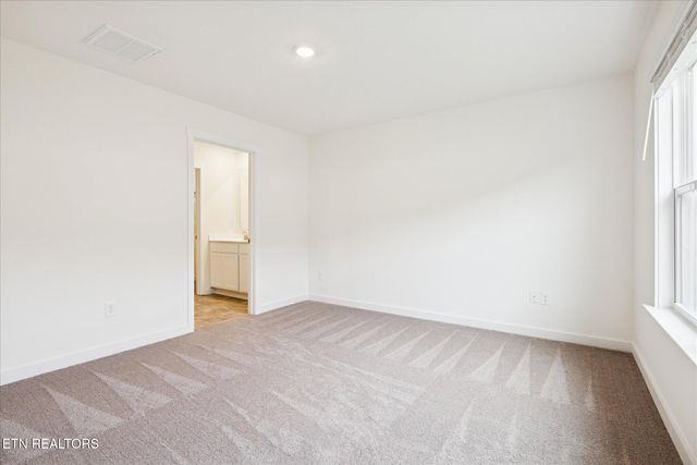 197 N Rolling Meadows Drive, Harriman, TN 37748