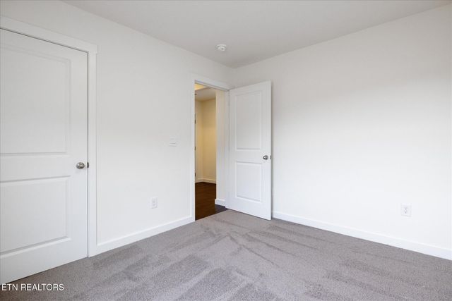 197 N Rolling Meadows Drive, Harriman, TN 37748