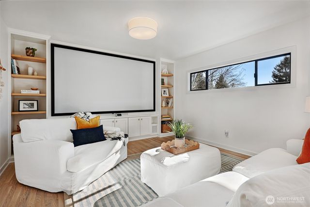 8026 46th Avenue SW, Seattle, WA 98136