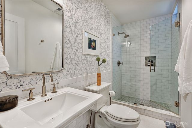 8026 46th Avenue SW, Seattle, WA 98136