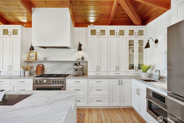 8026 46th Avenue SW, Seattle, WA 98136