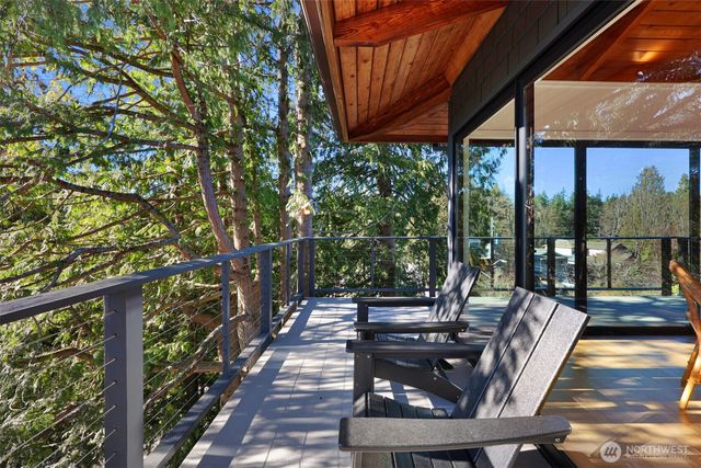 8026 46th Avenue SW, Seattle, WA 98136