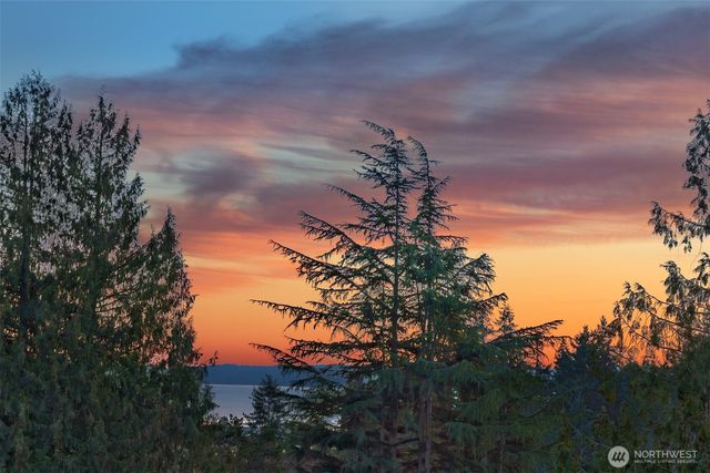 8026 46th Avenue SW, Seattle, WA 98136