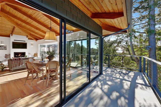 8026 46th Avenue SW, Seattle, WA 98136