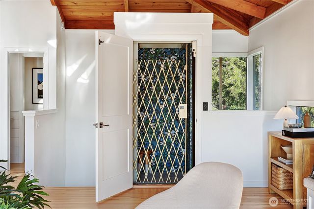 8026 46th Avenue SW, Seattle, WA 98136