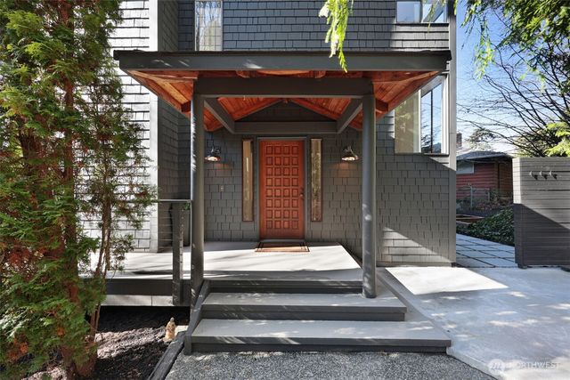 8026 46th Avenue SW, Seattle, WA 98136