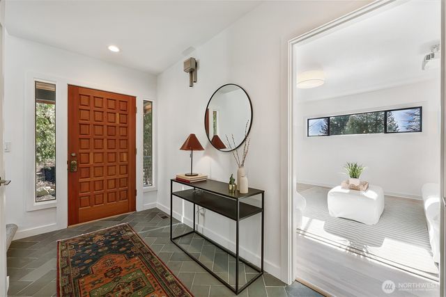 8026 46th Avenue SW, Seattle, WA 98136