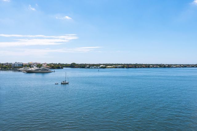 1200 S Flagler Drive 705, West Palm Beach, FL 33401