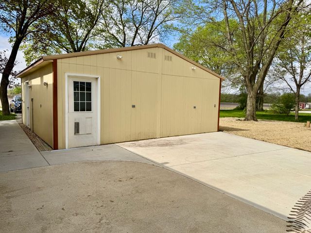 6809A State Route 71 Highway, Yorkville, IL 60560