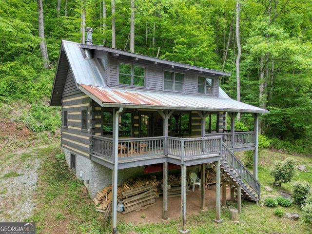 180 Dream Catcher Cove, Hayesville, NC 28904