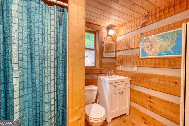 180 Dream Catcher Cove, Hayesville, NC 28904