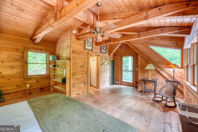 180 Dream Catcher Cove, Hayesville, NC 28904