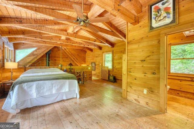 180 Dream Catcher Cove, Hayesville, NC 28904