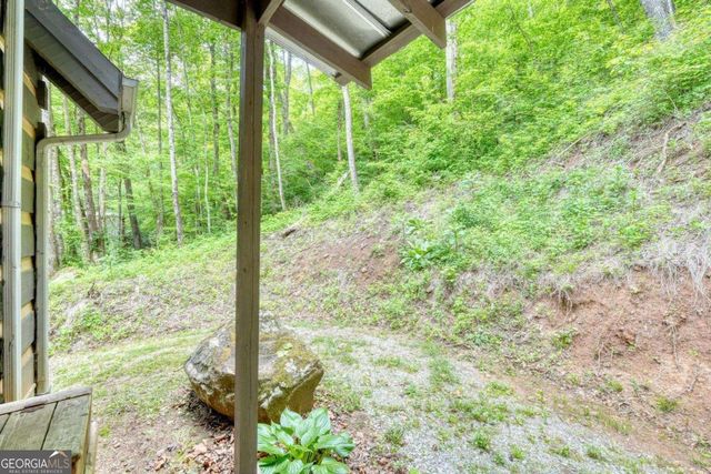 180 Dream Catcher Cove, Hayesville, NC 28904