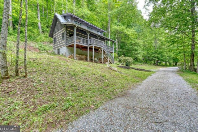 180 Dream Catcher Cove, Hayesville, NC 28904