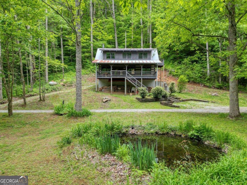 180 Dream Catcher Cove, Hayesville, NC 28904