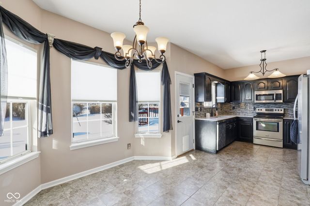 8656 Douglaston Court, Indianapolis, IN 46234