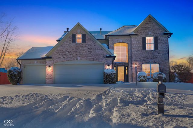 8656 Douglaston Court, Indianapolis, IN 46234