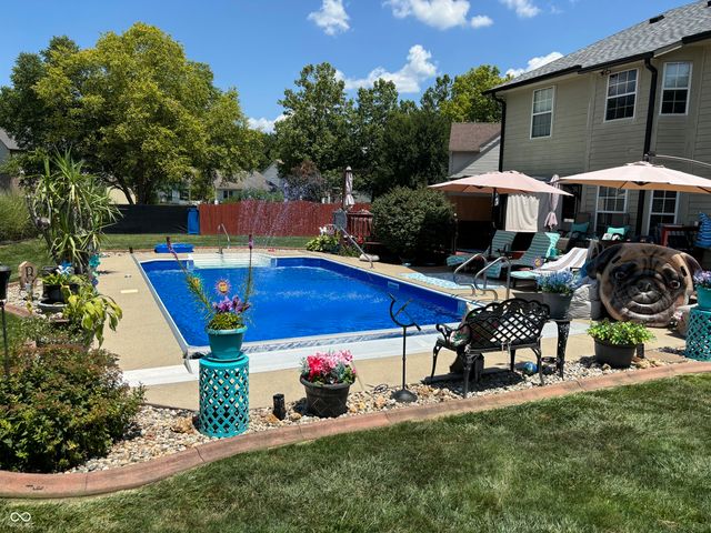 8656 Douglaston Court, Indianapolis, IN 46234