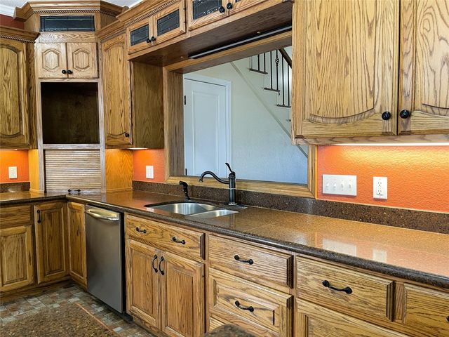 107 S Highway 14, Wortham, TX 76693