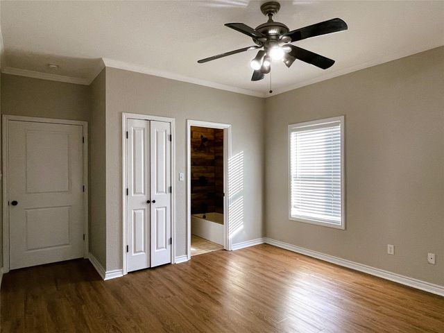 107 S Highway 14, Wortham, TX 76693