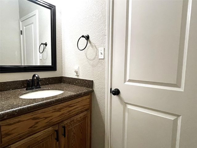 107 S Highway 14, Wortham, TX 76693