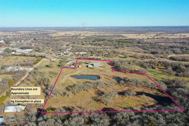 107 S Highway 14, Wortham, TX 76693