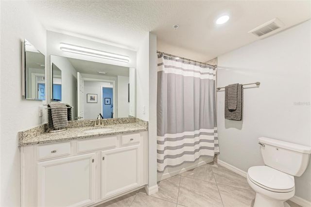 18117 GAWTHROP DRIVE 101, Bradenton, FL 34211