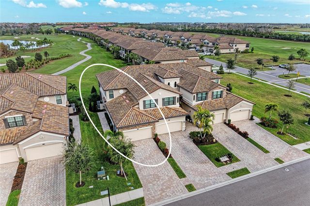 18117 GAWTHROP DRIVE 101, Bradenton, FL 34211