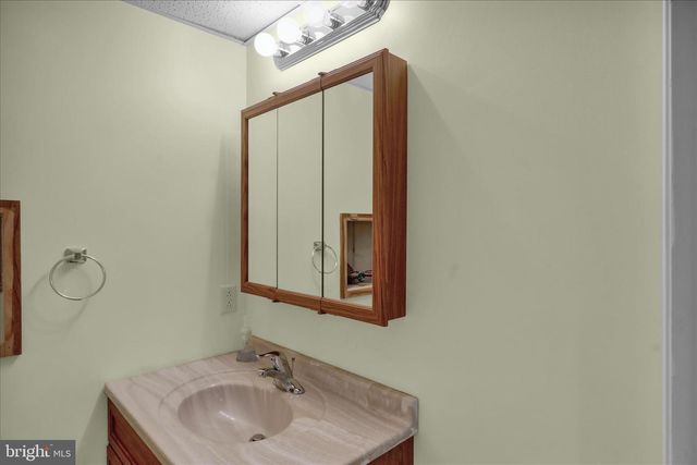 1007 FELIX CT, Reading, PA 19605