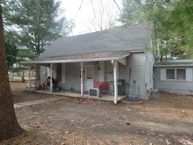 1208 S First Street, Bloomfield, IN 47424