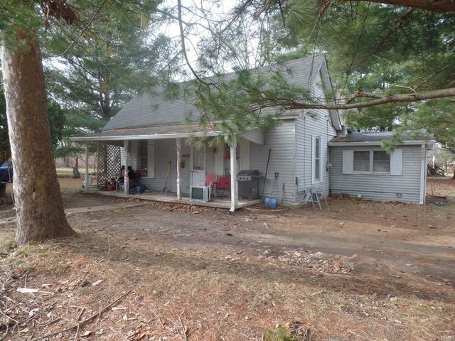 1208 S First Street, Bloomfield, IN 47424