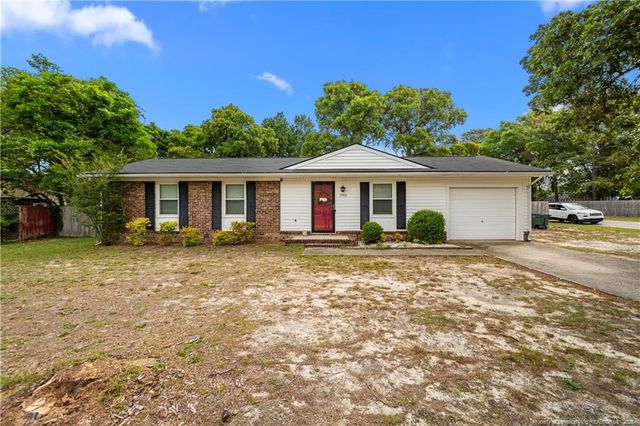 5902 Richfield Avenue, Hope Mills, NC 28348