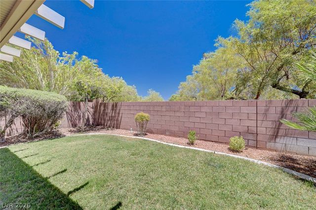 1980 TOWERING PINES Street, Las Vegas, NV 89135