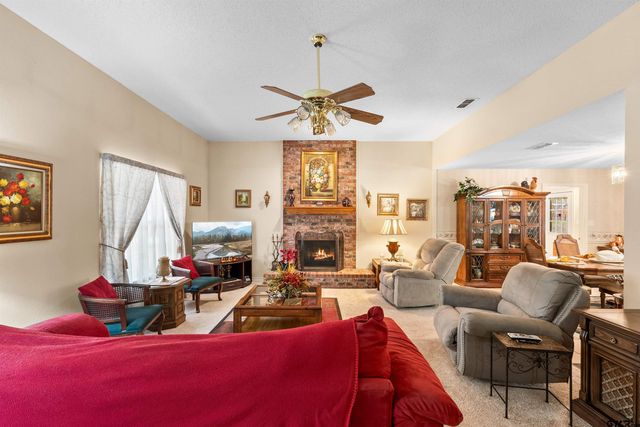 221 VZ County Road 4828, Chandler, TX 75758