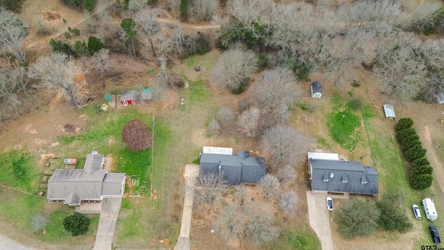 221 VZ County Road 4828, Chandler, TX 75758