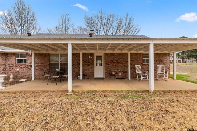 221 VZ County Road 4828, Chandler, TX 75758