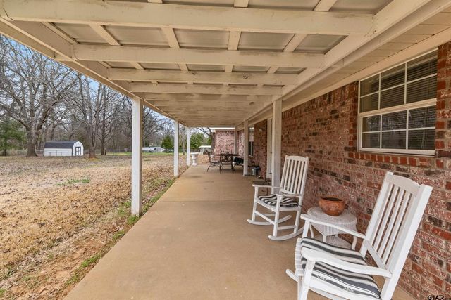 221 VZ County Road 4828, Chandler, TX 75758