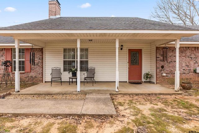 221 VZ County Road 4828, Chandler, TX 75758