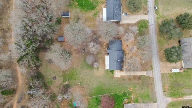 221 VZ County Road 4828, Chandler, TX 75758