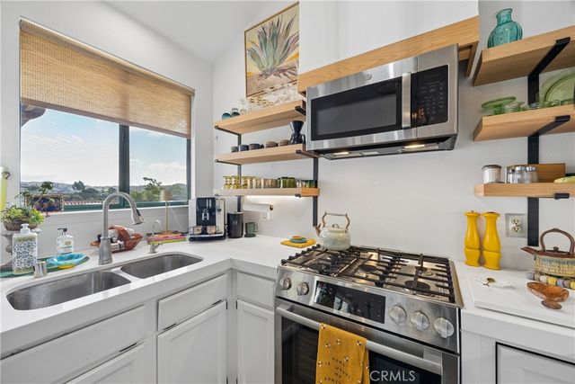 2260 Cranesbill Place, Avila Beach, CA 93424