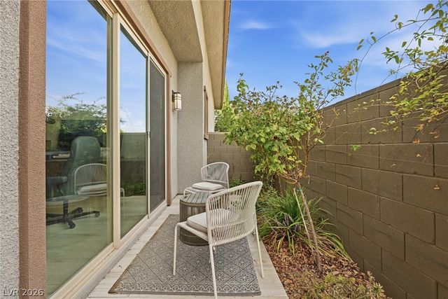 12382 Tudor Arch Drive, Las Vegas, NV 89138