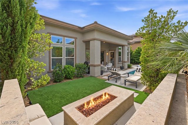 12382 Tudor Arch Drive, Las Vegas, NV 89138