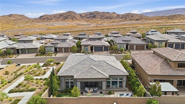 12382 Tudor Arch Drive, Las Vegas, NV 89138