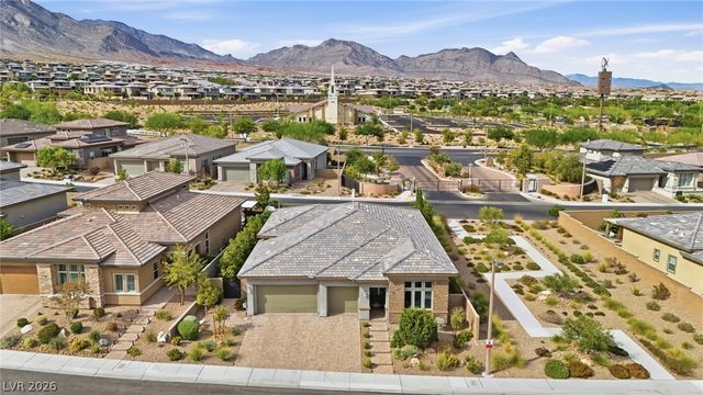 12382 Tudor Arch Drive, Las Vegas, NV 89138