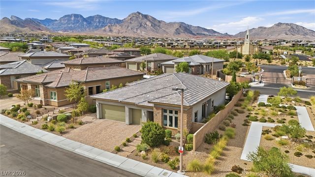12382 Tudor Arch Drive, Las Vegas, NV 89138