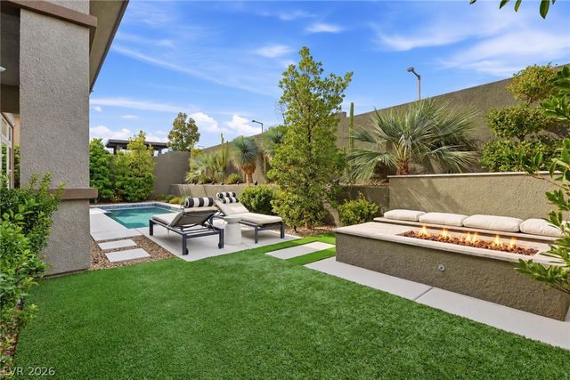 12382 Tudor Arch Drive, Las Vegas, NV 89138